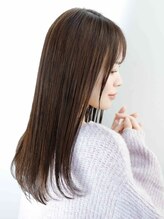 ツンツン！シャキーン！なストレートパーマはもう古い！当店で自然なストレートヘアにしませんか？
