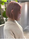 顎ラインボブミルクティーベージュワイドバングケアブリーチ