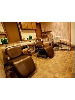 頭皮の皮脂や汚れをしっかり浮かせて、心地よいリラクゼーションを♪贅沢なひとときをお過ごしください♪