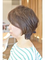 イーズ 鎌倉(e's)&nbsp;《e's イーズ鎌倉》横顔の美しいエアリーショート/骨格カット