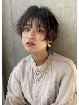 ラダ(Lada) 【LadA 城本英恵】 大人マッシュショート