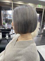 ソル(sol) ハイトーンボブ