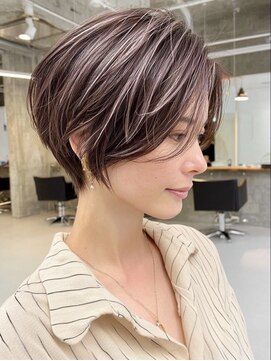 ラ ブーケ 御器所店(La Bouquet) 柔らかさ際立つウォームハイライトショート