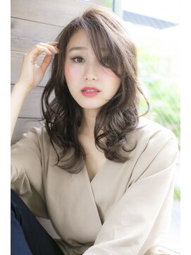 ティアラ 桜木町(TIARA) 前髪長め色っぽミディ by西山 横浜・関内・桜木町