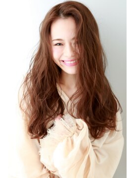 アイビー(Ivy) 大人可愛い低温デジタルパーマで重軽ウェーブ