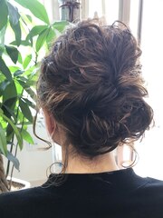 【AMAZING HAIR 中沢店/鳥越】簡単ルーズアップアレンジ