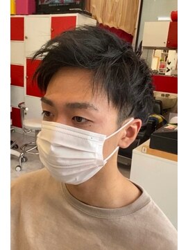 ガジロウ 美容室 蛾次郎 ツーブロUPバング