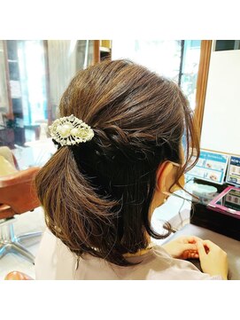 リベア 一之江店(Rever) ふんわり日替わりヘアー【一之江/江戸川】