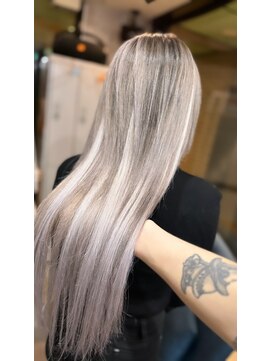 ラフ(LAFF) #ショコラアッシュ#ヘルシースタイル#ふんわりカール