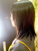 ナトゥーラ 八事店(Natura) レイヤーカットブラウンナチュラルサラツヤ髪ストレート