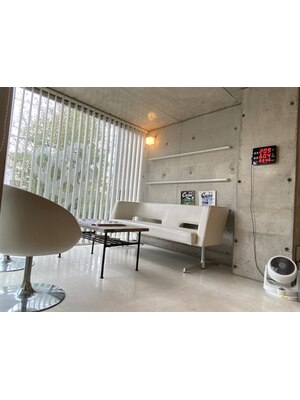 【瑞穂運動場東駅すぐ】1Fは美容室 ・2F はヘッドスパの特別空間。清潔感ある店内で癒しのひと時を♪