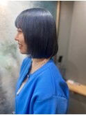くすみブルー