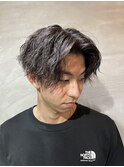 センターパート×ツイストスパイラルパーマ