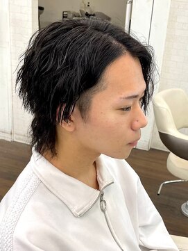 ヘアアンドビューティ ガーデン ベルモール店(HAIR AND BEAUTY GARDEN) メンズパーマメンズカットセンターパートメンズマッシュウルフ