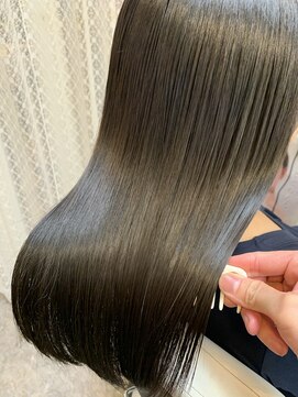 ロマンヤカタ ファース(ROMAN YAKATA fars) 髪質改善 ウルトワトリートメントうるさらストレート@田代4/22