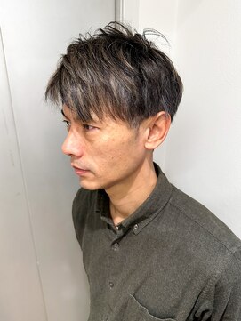 ムクヘアー(muk hair) 大人のアップバングショート×白髪ぼかしハイライト