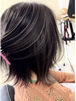 ウル(ulu)&nbsp;コントラストハイライト　プリン気にならない♪