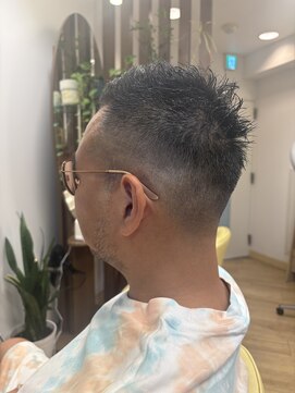 カットサロン ウシジマ(CUT SALON USHIJIMA) 【アップバングビジネスヘアフェードカットバーバースタイル】