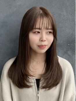 フリー(FREEY)の写真/髪質改善ストレートや酸性ストレートで、うねりや広がり、毛量が多くて悩んでいる方の髪のお悩みを解消◎