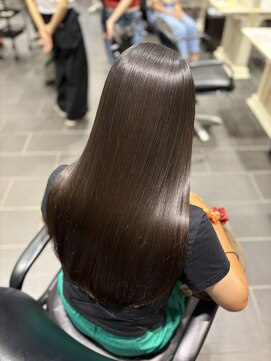 オンザゴーベイタウン(ON THE GO baytown) 【髪質改善】艶髪ストレート