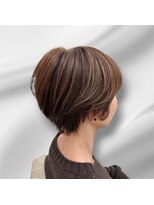 ウィールール 札幌店(WE RULE) 20代30代40代50代 白髪ぼかしグレージュ 小顔ショート