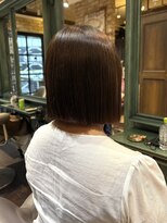 モナン(monan)&nbsp;ショートボブ切りっぱなしボブダークブラウンナチュラルブラウン