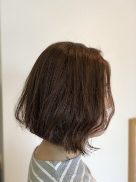 リラ ヘア サロン(rela hair salon) アシンメトリー前下がりボブ