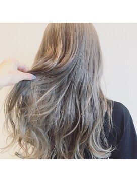 シャンプー 本店(SHAMPOO) ホワイトグレージュ