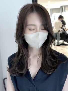 オリンテ バイ レシッド 表参道(orente by rcid) 顔まわりレイヤー×ミルクティベージュ 池田擁平 ネビージュ