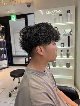 アイズ 海老名(AIZU) 波巻きスパイラルパーマ　スパイラルパーマ　波巻きパーマ