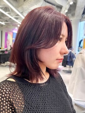 ユーフォリア 渋谷グランデ(Euphoria SHIBUYA GRANDE) ピンクブラン 韓国ヘア くびれ ヨシンモリ