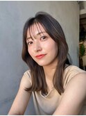 韓国風くびれレイヤーミディアム