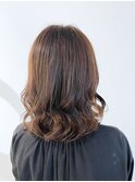 オリーブグレージュ