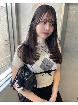 リリー(Lilley) くすみベージュ×姫カットレイヤー×韓国風巻き【ayana】