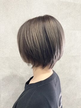 エン(en) グレージュショート