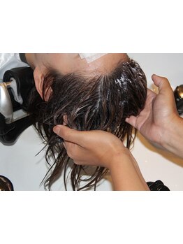 ヘアエステのみの利用OＫ◎豊富なトリートメント・スパメニューを用意し極上の頭皮マッサージに癒される__*