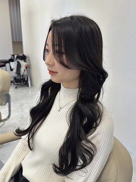 おくれ毛美人”になれる韓国顔まわりカット