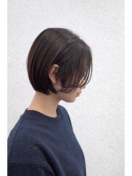 フォイルヘアー(Foil.hair) 20代30代40代に人気◎切りっぱなしミニボブ　顔周りカット