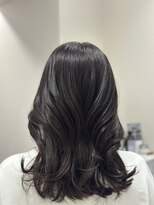 エレノア アネックス銀座(Eleanor)&nbsp;オフィスでも浮かない艶カラー