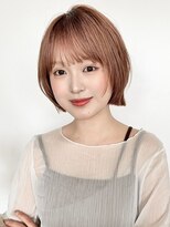 ビーチ(BEACH) ショートレイヤーボブ前髪ありミルクティーベージュサイドバング
