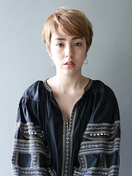 ザビー(THE B) ショートボブ