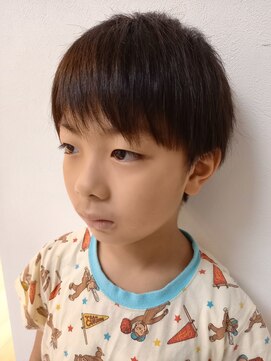 コアフィールフィス(COIFFURE fils) 【見附　今町】キッズカット　ツーブロック刈り上げマッシュ