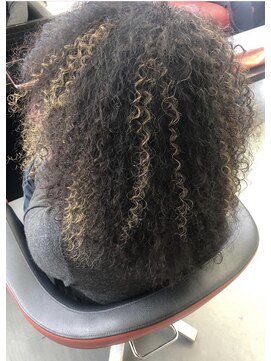 マドゥーズ ヘアショップ(Madoo's hair shop) スパイラルメンテナンス