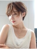 ショートヘア_斜めバンググレージュカラー_69344