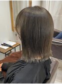 切りっぱなしアッシュカラー
