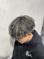 クロー(CROW)&nbsp;刈り上げマッシュ×ツイストスパイラル×ハイライト