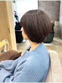 ショートボブ、オリーブブラウン