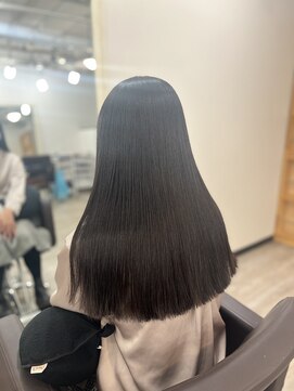 ミザルー(Misirlou) |髪質改善トリートメント × 縮毛矯正|