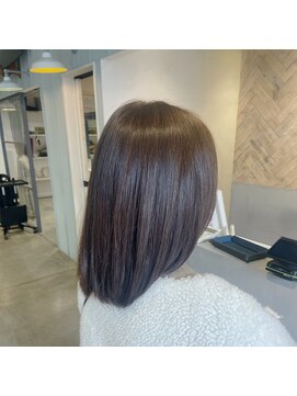 ヘアアンドメイク アース 聖蹟桜ヶ丘店(HAIR&MAKE EARTH) オリーブベージュ