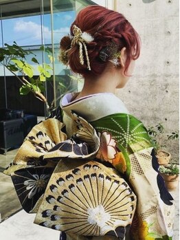 サロンドボーテ アミ(ami)の写真/着付け有資格者在籍！崩れにくいプロの着付けとヘアセットで、大切な日を素敵に演出します♪